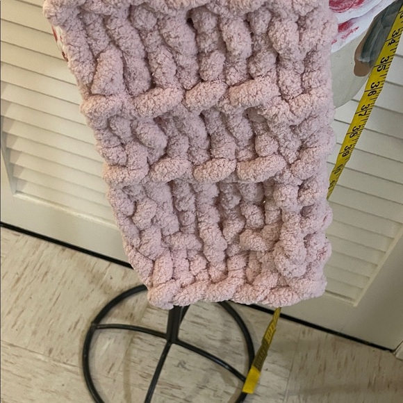 Hand Knit Chunky Chenille Soft Pink Slight Curvature Knit Scarf - Picture 6 of 6